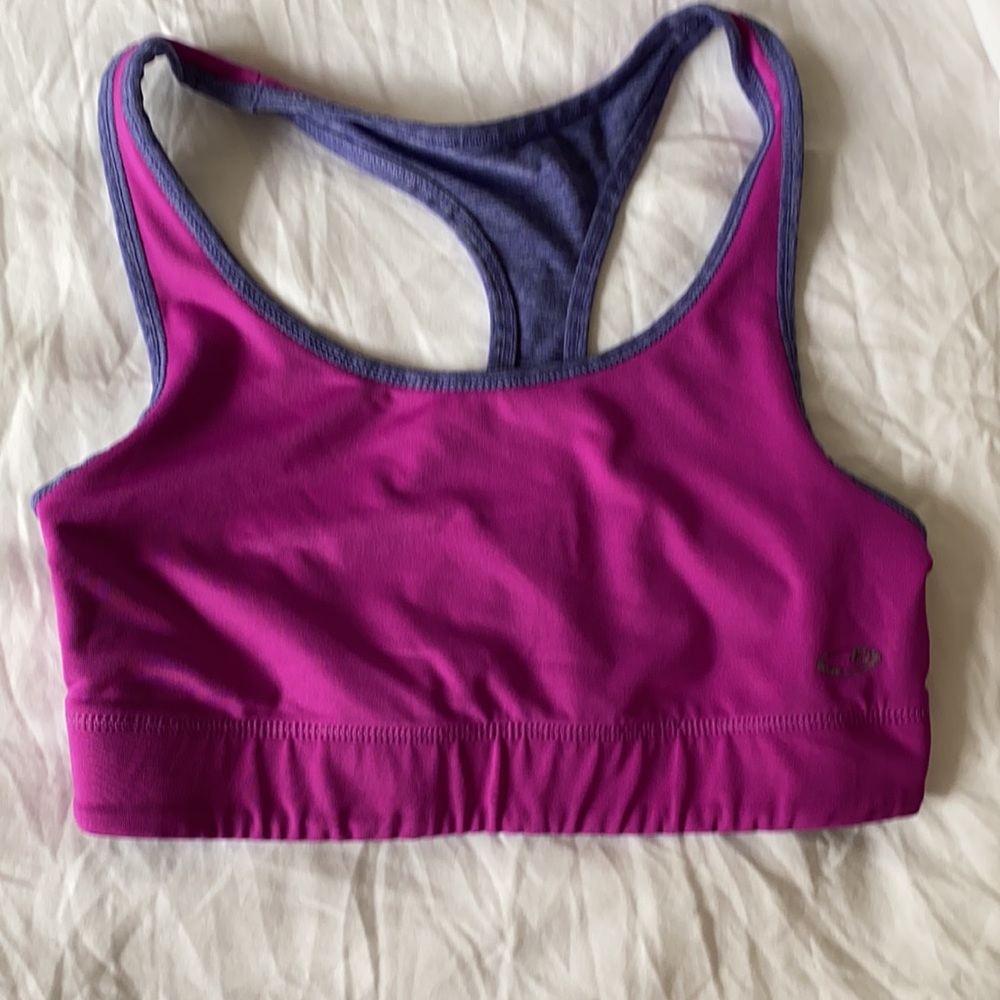 Sports tops - Picture 6 of 7